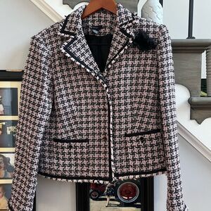 G Signature Pink & Black Knit Fringe Blazer Jacket sz 6 EUC
